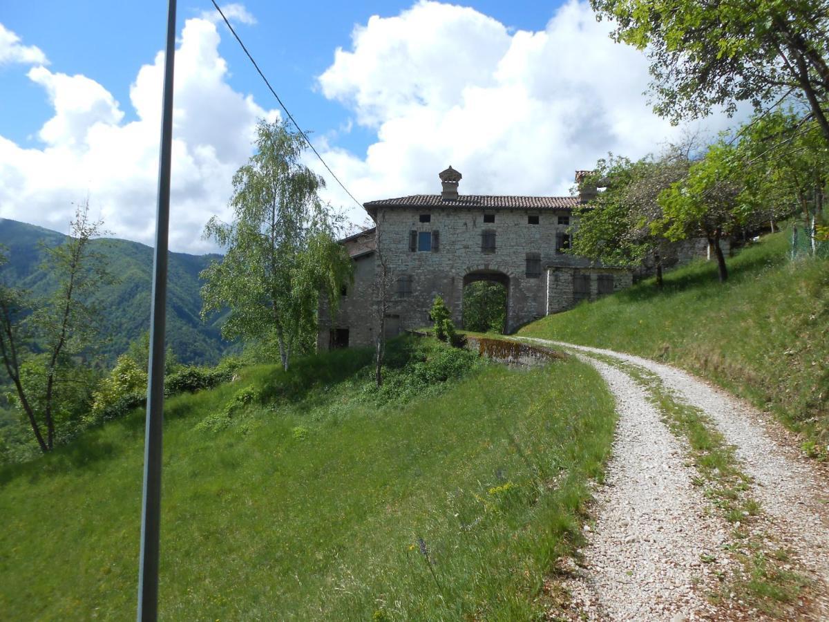 Agriturismo La Casa Nei Boschi Colderu Экстерьер фото